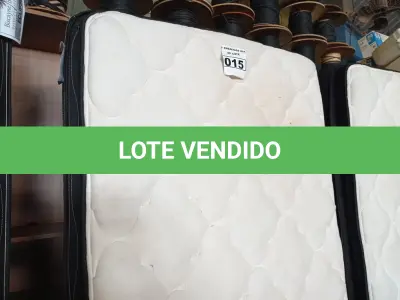 LOTE 015 - 01 COLCHÃO COM BASE. MARCA ECLIPSE (NO ESTADO) (TWIN MATRESS) AU1873U E BF8628J