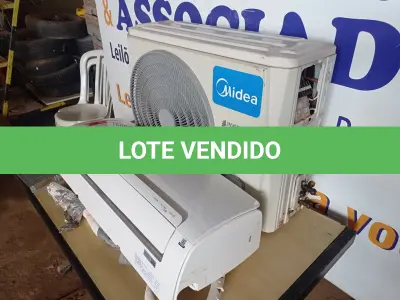 LOTE 123 - 01 AR-CONDICIONADO INVERTER 12000BTUS MARCA SPRINGER SEM CONTROLE. (AIR CONDITIONER) (NO ESTADO) AV9898Y