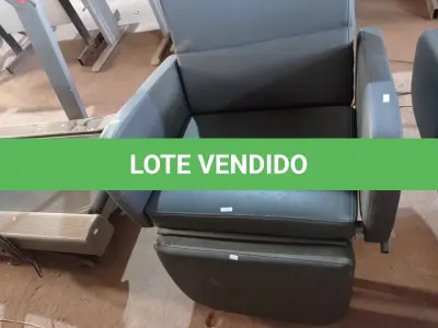 LOTE 337 - 01 POLTRONA DE DESCANSO. (NO ESTADO) ATENÇÃO! FAZER A VISITAÇÃO ANTES DE ARREMATAR, NÃO SABEMOS SE FUNCIONA. LEILÃO NÃO TEM GARANTIA E NEM DEVOLUÇÃO, SUJEITO A POSSÍVEIS AVARIAS VISÍVEIS/OCULTAS E/OU AUSÊNCIA DE COMPONENTES.