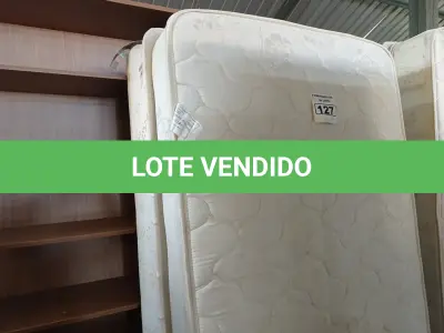 LOTE 127 - 01 COLCHÃO MEDINDO 190X096 COM BASE. (TWIN MATRESS) MARCA RESTONIC (NO ESTADO) AV9930H E BF8575W