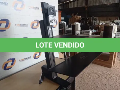 LOTE 001 - 01 MESA VERTICAL ERGOTRON PARA 01 MONITOR. (STAND UP DESK) (NO ESTADO) 0000005