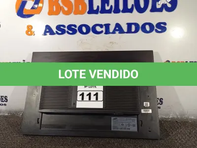 LOTE 111 - 01 MONITOR 22’’ MARCA SAMSUNG. (DISPLAY) (NO ESTADO) AV9763A
