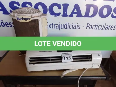 LOTE 115 - 01 AR-CONDICIONADO 12000BTUS SEM CONTROLE MARCA SPRINGER. (NO ESTADO) AV9792J