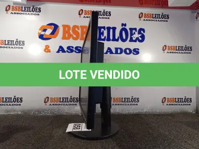 LOTE 058 - 01 MONITOR 22’’ MARCA SAMSUNG. (DISPLAY) (NO ESTADO) AV9496R.