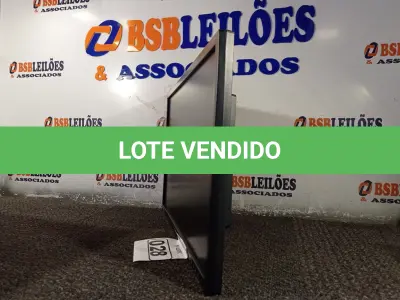 LOTE 028 - 01 MONITOR 22’’ MARCA SAMSUNG. (DISPLAY) (NO ESTADO) AV9456T