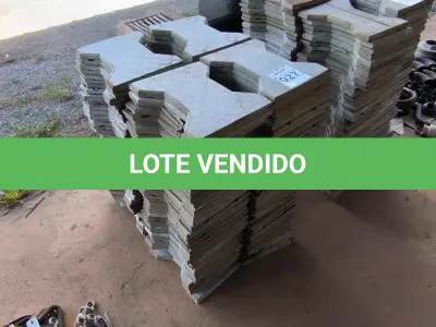 LOTE 027 - 01 LOTE COM PISOS EMBORRACHADOS (NO ESTADO)