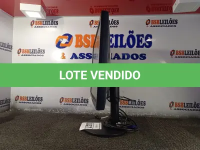 LOTE 037 - 01 MONITOR 22’’ MARCA SAMSUNG. (DISPLAY) (NO ESTADO) AV9466F