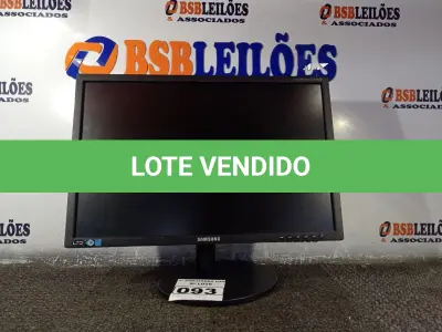 LOTE 093 - 01 MONITOR 22’’ MARCA SAMSUNG. (DISPLAY) (NO ESTADO) AV9699N