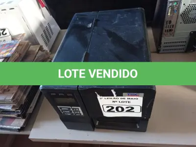 LOTE 202 - 01 IMPRESSORA DE ETIQUETAS MARCA TSC. (NO ESTADO) ATENÇÃO! FAZER A VISITAÇÃO ANTES DE ARREMATAR, NÃO SABEMOS SE FUNCIONA. LEILÃO NÃO TEM GARANTIA E NEM DEVOLUÇÃO, SUJEITO A POSSÍVEIS AVARIAS VISÍVEIS/OCULTAS E/OU AUSÊNCIA DE COMPONENTES.