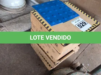 LOTE 029 - 01 LOTE COM PISOS TÁTIL DE BORRACHA (NO ESTADO)