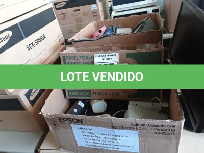 LOTE 157 - 01 LOTE COM VÁRIOS SENSORES DE PRESENÇA, CAIXINHAS DE SOM PARA PC E MATERIAIS ELÉTRICOS DIVERSOS. (NO ESTADO) ATENÇÃO! FAZER A VISITAÇÃO ANTES DE ARREMATAR, NÃO SABEMOS SE FUNCIONA. LEILÃO NÃO TEM GARANTIA E NEM DEVOLUÇÃO, SUJEITO A POSSÍVEIS AVARIAS VISÍVEIS/OCULTAS E/OU AUSÊNCIA DE COMPONENTES.