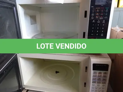 LOTE 141 - 03 MICRO-ONDAS MARCAS E MODELOS DIVERSOS. (NO ESTADO) ATENÇÃO! FAZER A VISITAÇÃO ANTES DE ARREMATAR, NÃO SABEMOS SE FUNCIONA. LEILÃO NÃO TEM GARANTIA E NEM DEVOLUÇÃO, SUJEITO A POSSÍVEIS AVARIAS VISÍVEIS/OCULTAS E/OU AUSÊNCIA DE COMPONENTES.