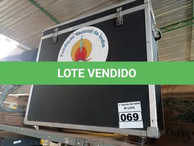LOTE 069 - 01 CASE. (NO ESTADO) ATENÇÃO! FAZER A VISITAÇÃO ANTES DE ARREMATAR, NÃO SABEMOS SE FUNCIONA. LEILÃO NÃO TEM GARANTIA E NEM DEVOLUÇÃO, SUJEITO A POSSÍVEIS AVARIAS VISÍVEIS/OCULTAS E/OU AUSÊNCIA DE COMPONENTES.