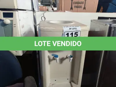 LOTE 115 - 01 BEBEDOURO PARA GARRAFÃO MARCA IBBL. (NO ESTADO) ATENÇÃO! FAZER A VISITAÇÃO ANTES DE ARREMATAR, NÃO SABEMOS SE FUNCIONA. LEILÃO NÃO TEM GARANTIA E NEM DEVOLUÇÃO, SUJEITO A POSSÍVEIS AVARIAS VISÍVEIS/OCULTAS E/OU AUSÊNCIA DE COMPONENTES.