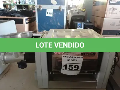 LOTE 159 - 01 MOEDOR DE CARNE 4X1. (NO ESTADO) ATENÇÃO! FAZER A VISITAÇÃO ANTES DE ARREMATAR, NÃO SABEMOS SE FUNCIONA. LEILÃO NÃO TEM GARANTIA E NEM DEVOLUÇÃO, SUJEITO A POSSÍVEIS AVARIAS VISÍVEIS/OCULTAS E/OU AUSÊNCIA DE COMPONENTES.