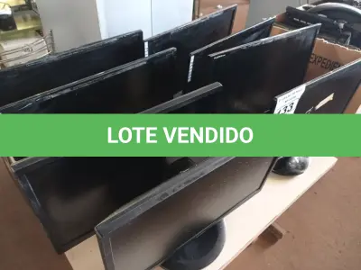 LOTE 133 - 08 MONITORES MARCAS E MODELOS DIVERSOS. (NO ESTADO) ATENÇÃO! FAZER A VISITAÇÃO ANTES DE ARREMATAR, NÃO SABEMOS SE FUNCIONA. LEILÃO NÃO TEM GARANTIA E NEM DEVOLUÇÃO, SUJEITO A POSSÍVEIS AVARIAS VISÍVEIS/OCULTAS E/OU AUSÊNCIA DE COMPONENTES.