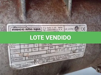 LOTE 002 - 01 GERADOR A GASOLINA MONOFÁSICO MOTOR HONDA GX390 13.0 7.2KVA 110/220V. (NO ESTADO) ATENÇÃO! FAZER A VISITAÇÃO ANTES DE ARREMATAR, NÃO SABEMOS SE FUNCIONA. LEILÃO NÃO TEM GARANTIA E NEM DEVOLUÇÃO, SUJEITO A POSSÍVEIS AVARIAS VISÍVEIS/OCULTAS E/OU AUSÊNCIA DE COMPONENTES.