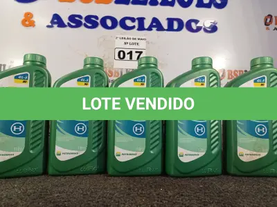 LOTE 017 - 08 LITROS DE ÓLEO DE TRANSMISSÃO LUBRAX GL-5 90. (NO ESTADO) ATENÇÃO! FAZER A VISITAÇÃO ANTES DE ARREMATAR, NÃO SABEMOS SE FUNCIONA. LEILÃO NÃO TEM GARANTIA E NEM DEVOLUÇÃO, SUJEITO A POSSÍVEIS AVARIAS VISÍVEIS/OCULTAS E/OU AUSÊNCIA DE COMPONENTES.