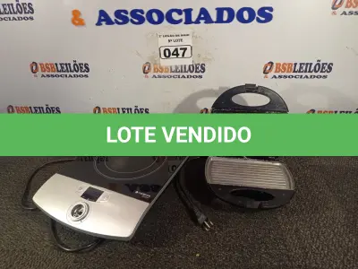 LOTE 047 - 01 FOGÃO DE INDUÇÃO E 01 SANDUICHEIRA. (NO ESTADO) ATENÇÃO! FAZER A VISITAÇÃO ANTES DE ARREMATAR, NÃO SABEMOS SE FUNCIONA. LEILÃO NÃO TEM GARANTIA E NEM DEVOLUÇÃO, SUJEITO A POSSÍVEIS AVARIAS VISÍVEIS/OCULTAS E/OU AUSÊNCIA DE COMPONENTES.