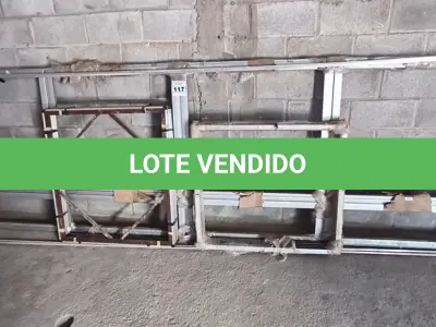 LOTE 117 - 01 LOTE COM JANELAS EM ALUMÍNIO (NO ESTADO)