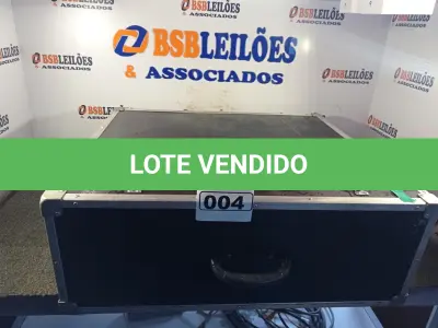 LOTE 004 - 01 CASE. (NO ESTADO) ATENÇÃO! FAZER A VISITAÇÃO ANTES DE ARREMATAR, NÃO SABEMOS SE FUNCIONA. LEILÃO NÃO TEM GARANTIA E NEM DEVOLUÇÃO, SUJEITO A POSSÍVEIS AVARIAS VISÍVEIS/OCULTAS E/OU AUSÊNCIA DE COMPONENTES.