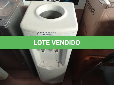 LOTE 108 - 01 BEBEDOURO PARA GARRAFÃO MARCA. (NO ESTADO) ATENÇÃO! FAZER A VISITAÇÃO ANTES DE ARREMATAR, NÃO SABEMOS SE FUNCIONA. LEILÃO NÃO TEM GARANTIA E NEM DEVOLUÇÃO, SUJEITO A POSSÍVEIS AVARIAS VISÍVEIS/OCULTAS E/OU AUSÊNCIA DE COMPONENTES.