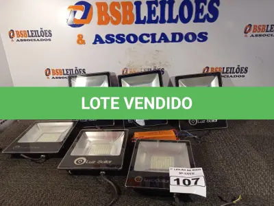 LOTE 107 - 06 PAINÉIS DE LED MARCAS E MODELOS DIVERSOS. (NO ESTADO) ATENÇÃO! FAZER A VISITAÇÃO ANTES DE ARREMATAR, NÃO SABEMOS SE FUNCIONA. LEILÃO NÃO TEM GARANTIA E NEM DEVOLUÇÃO, SUJEITO A POSSÍVEIS AVARIAS VISÍVEIS/OCULTAS E/OU AUSÊNCIA DE COMPONENTES.