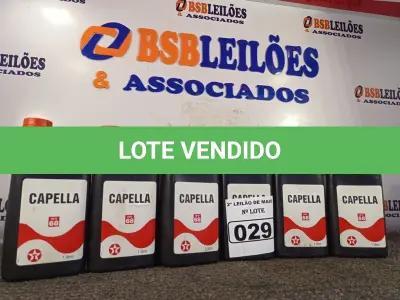 LOTE 029 - 06 LITROS DE ÓLEO CAPELA ISSO 68, LUBRIFICANTE MINERAL PARA COMPRESSORES DE REFRIGERAÇÃO DE SISTEMAS NÃO SELADOS QUE UTILIZEM COMO GÁS REFRIGERANTE O FREON, AMÔNIA E SIMILARES. (NO ESTADO) ATENÇÃO! FAZER A VISITAÇÃO ANTES DE ARREMATAR, NÃO SABEMOS SE FUNCIONA. LEILÃO NÃO TEM GARANTIA E NEM DEVOLUÇÃO, SUJEITO A POSSÍVEIS AVARIAS VISÍVEIS/OCULTAS E/OU AUSÊNCIA DE COMPONENTES.