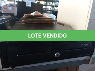 LOTE 196 - 01 GAVETA PARA CAIXA DE SUPERMERCADO. (NO ESTADO) ATENÇÃO! FAZER A VISITAÇÃO ANTES DE ARREMATAR, NÃO SABEMOS SE FUNCIONA. LEILÃO NÃO TEM GARANTIA E NEM DEVOLUÇÃO, SUJEITO A POSSÍVEIS AVARIAS VISÍVEIS/OCULTAS E/OU AUSÊNCIA DE COMPONENTES.