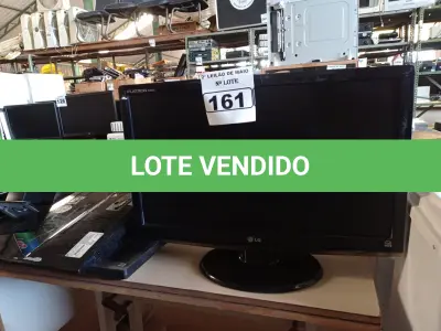 LOTE 161 - 08 MONITORES MARCAS E MODELOS DIVERSOS. (NO ESTADO) ATENÇÃO! FAZER A VISITAÇÃO ANTES DE ARREMATAR, NÃO SABEMOS SE FUNCIONA. LEILÃO NÃO TEM GARANTIA E NEM DEVOLUÇÃO, SUJEITO A POSSÍVEIS AVARIAS VISÍVEIS/OCULTAS E/OU AUSÊNCIA DE COMPONENTES.