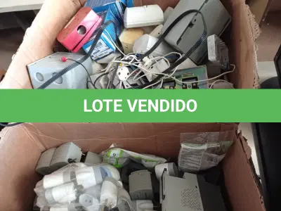 LOTE 157 - 01 LOTE COM VÁRIOS SENSORES DE PRESENÇA, CAIXINHAS DE SOM PARA PC E MATERIAIS ELÉTRICOS DIVERSOS. (NO ESTADO) ATENÇÃO! FAZER A VISITAÇÃO ANTES DE ARREMATAR, NÃO SABEMOS SE FUNCIONA. LEILÃO NÃO TEM GARANTIA E NEM DEVOLUÇÃO, SUJEITO A POSSÍVEIS AVARIAS VISÍVEIS/OCULTAS E/OU AUSÊNCIA DE COMPONENTES.