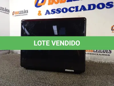 LOTE 180 - 01 NOTEBOOK MARCA VECTOR MODELO 6670. (NO ESTADO) ATENÇÃO! FAZER A VISITAÇÃO ANTES DE ARREMATAR, NÃO SABEMOS SE FUNCIONA. LEILÃO NÃO TEM GARANTIA E NEM DEVOLUÇÃO, SUJEITO A POSSÍVEIS AVARIAS VISÍVEIS/OCULTAS E/OU AUSÊNCIA DE COMPONENTES.