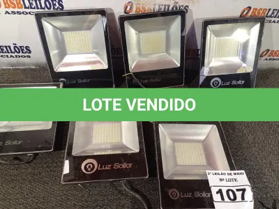 LOTE 107 - 06 PAINÉIS DE LED MARCAS E MODELOS DIVERSOS. (NO ESTADO) ATENÇÃO! FAZER A VISITAÇÃO ANTES DE ARREMATAR, NÃO SABEMOS SE FUNCIONA. LEILÃO NÃO TEM GARANTIA E NEM DEVOLUÇÃO, SUJEITO A POSSÍVEIS AVARIAS VISÍVEIS/OCULTAS E/OU AUSÊNCIA DE COMPONENTES.