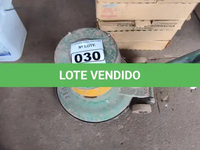 LOTE 030 - ´01 ENCERADEIRA BANDEIRANTE. (NO ESTADO)