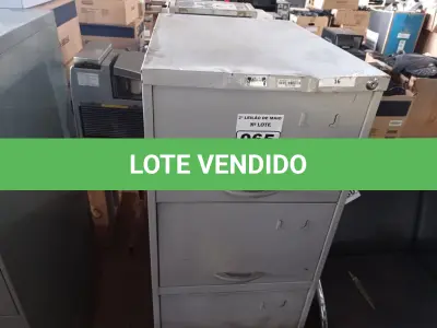 LOTE 065 - 01 ARQUIVO DE AÇO COM 04 GAVETAS. (NO ESTADO) ATENÇÃO! FAZER A VISITAÇÃO ANTES DE ARREMATAR, NÃO SABEMOS SE FUNCIONA. LEILÃO NÃO TEM GARANTIA E NEM DEVOLUÇÃO, SUJEITO A POSSÍVEIS AVARIAS VISÍVEIS/OCULTAS E/OU AUSÊNCIA DE COMPONENTES.