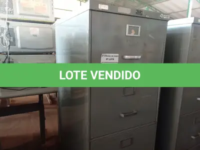 LOTE 045 - 01 ARQUIVO DE AÇO COM 04 GAVETAS. (NO ESTADO) ATENÇÃO! FAZER A VISITAÇÃO ANTES DE ARREMATAR, NÃO SABEMOS SE FUNCIONA. LEILÃO NÃO TEM GARANTIA E NEM DEVOLUÇÃO, SUJEITO A POSSÍVEIS AVARIAS VISÍVEIS/OCULTAS E/OU AUSÊNCIA DE COMPONENTES.