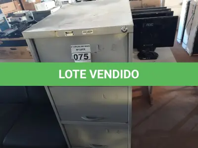 LOTE 075 - 01 ARQUIVO DE AÇO COM 04 GAVETAS. (NO ESTADO) ATENÇÃO! FAZER A VISITAÇÃO ANTES DE ARREMATAR, NÃO SABEMOS SE FUNCIONA. LEILÃO NÃO TEM GARANTIA E NEM DEVOLUÇÃO, SUJEITO A POSSÍVEIS AVARIAS VISÍVEIS/OCULTAS E/OU AUSÊNCIA DE COMPONENTES.