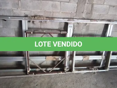 LOTE 117 - 01 LOTE COM JANELAS EM ALUMÍNIO (NO ESTADO)