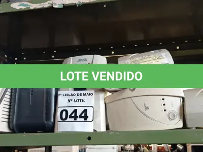 LOTE 044 - 01 NOBREAK E 05 ESTABILIZADORES MARCAS E MODELOS DIVERSOS. (NO ESTADO) ATENÇÃO! FAZER A VISITAÇÃO ANTES DE ARREMATAR, NÃO SABEMOS SE FUNCIONA. LEILÃO NÃO TEM GARANTIA E NEM DEVOLUÇÃO, SUJEITO A POSSÍVEIS AVARIAS VISÍVEIS/OCULTAS E/OU AUSÊNCIA DE COMPONENTES.