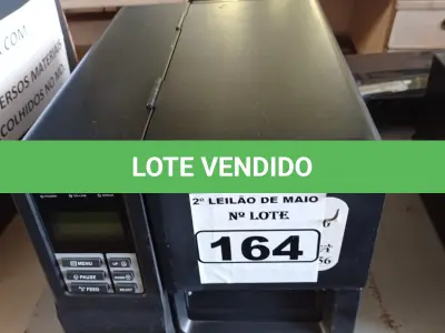 LOTE 164 - 01 IMPRESSORA DE ETIQUETAS MARCA TSC. (NO ESTADO) ATENÇÃO! FAZER A VISITAÇÃO ANTES DE ARREMATAR, NÃO SABEMOS SE FUNCIONA. LEILÃO NÃO TEM GARANTIA E NEM DEVOLUÇÃO, SUJEITO A POSSÍVEIS AVARIAS VISÍVEIS/OCULTAS E/OU AUSÊNCIA DE COMPONENTES.