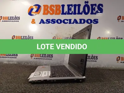 LOTE 170 - 01 NOTEBOOK MARCA POSITIVO MOBILE Z896. (NO ESTADO) ATENÇÃO! FAZER A VISITAÇÃO ANTES DE ARREMATAR, NÃO SABEMOS SE FUNCIONA. LEILÃO NÃO TEM GARANTIA E NEM DEVOLUÇÃO, SUJEITO A POSSÍVEIS AVARIAS VISÍVEIS/OCULTAS E/OU AUSÊNCIA DE COMPONENTES.