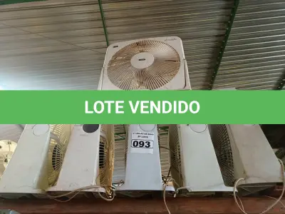 LOTE 093 - 06 VENTILADORES. (NO ESTADO) ATENÇÃO! FAZER A VISITAÇÃO ANTES DE ARREMATAR, NÃO SABEMOS SE FUNCIONA. LEILÃO NÃO TEM GARANTIA E NEM DEVOLUÇÃO, SUJEITO A POSSÍVEIS AVARIAS VISÍVEIS/OCULTAS E/OU AUSÊNCIA DE COMPONENTES.