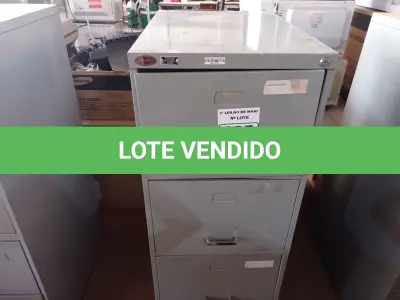 LOTE 035 - 01 ARQUIVO DE AÇO COM 04 GAVETAS. (NO ESTADO) ATENÇÃO! FAZER A VISITAÇÃO ANTES DE ARREMATAR, NÃO SABEMOS SE FUNCIONA. LEILÃO NÃO TEM GARANTIA E NEM DEVOLUÇÃO, SUJEITO A POSSÍVEIS AVARIAS VISÍVEIS/OCULTAS E/OU AUSÊNCIA DE COMPONENTES.