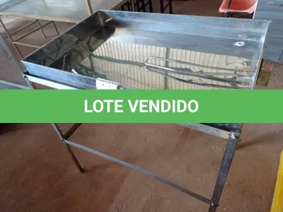 LOTE 306 - 01 BANHO-MARIA COM SUPORTE. (NO ESTADO) ATENÇÃO! FAZER A VISITAÇÃO ANTES DE ARREMATAR, NÃO SABEMOS SE FUNCIONA. LEILÃO NÃO TEM GARANTIA E NEM DEVOLUÇÃO, SUJEITO A POSSÍVEIS AVARIAS VISÍVEIS/OCULTAS E/OU AUSÊNCIA DE COMPONENTES.