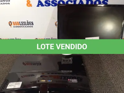LOTE 251 - 02 MONITORES MARCAS LG MODELOS FLATROM E2360V-PN/E2260V-PN. (NO ESTADO) ATENÇÃO! FAZER A VISITAÇÃO ANTES DE ARREMATAR, NÃO SABEMOS SE FUNCIONA. LEILÃO NÃO TEM GARANTIA E NEM DEVOLUÇÃO, SUJEITO A POSSÍVEIS AVARIAS VISÍVEIS/OCULTAS E/OU AUSÊNCIA DE COMPONENTES.