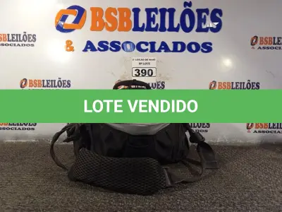 LOTE 390 - 01 MÁQUINA FOTOGRÁFICA DIGITAL MARCA CANON MODELO DS 126231. (NO ESTADO) ATENÇÃO! FAZER A VISITAÇÃO ANTES DE ARREMATAR, NÃO SABEMOS SE FUNCIONA. LEILÃO NÃO TEM GARANTIA E NEM DEVOLUÇÃO, SUJEITO A POSSÍVEIS AVARIAS VISÍVEIS/OCULTAS E/OU AUSÊNCIA DE COMPONENTES.