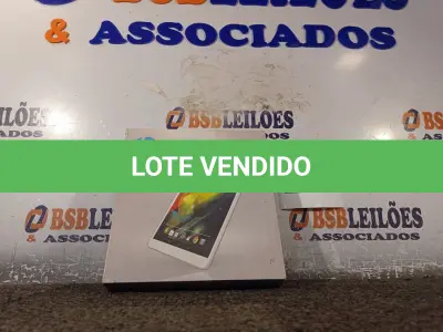 LOTE 226 - 01 TABLET MARCA HP. (NO ESTADO) ATENÇÃO! FAZER A VISITAÇÃO ANTES DE ARREMATAR, NÃO SABEMOS SE FUNCIONA. LEILÃO NÃO TEM GARANTIA E NEM DEVOLUÇÃO, SUJEITO A POSSÍVEIS AVARIAS VISÍVEIS/OCULTAS E/OU AUSÊNCIA DE COMPONENTES.