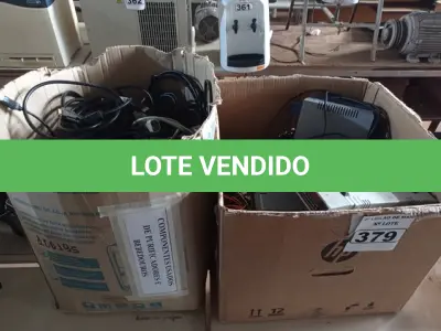LOTE 379 - 01 LOTE COM CABOS E PERIFÉRICOS DIVERSOS. (NO ESTADO) ATENÇÃO! FAZER A VISITAÇÃO ANTES DE ARREMATAR, NÃO SABEMOS SE FUNCIONA. LEILÃO NÃO TEM GARANTIA E NEM DEVOLUÇÃO, SUJEITO A POSSÍVEIS AVARIAS VISÍVEIS/OCULTAS E/OU AUSÊNCIA DE COMPONENTES.