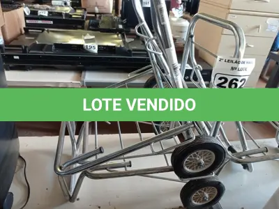 LOTE 262 - 03 CARRINHOS PARA TRANSPORTE DE CARGAS. (NO ESTADO) ATENÇÃO! FAZER A VISITAÇÃO ANTES DE ARREMATAR, NÃO SABEMOS SE FUNCIONA. LEILÃO NÃO TEM GARANTIA E NEM DEVOLUÇÃO, SUJEITO A POSSÍVEIS AVARIAS VISÍVEIS/OCULTAS E/OU AUSÊNCIA DE COMPONENTES.