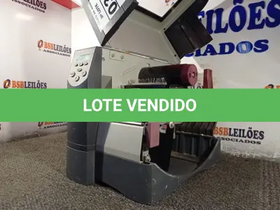 LOTE 039 - 01 IMPRESSORA DE ETIQUETAS MARCA ZEBRA. (NO ESTADO) ATENÇÃO! FAZER A VISITAÇÃO ANTES DE ARREMATAR, NÃO SABEMOS SE FUNCIONA. LEILÃO NÃO TEM GARANTIA E NEM DEVOLUÇÃO, SUJEITO A POSSÍVEIS AVARIAS VISÍVEIS/OCULTAS E/OU AUSÊNCIA DE COMPONENTES.